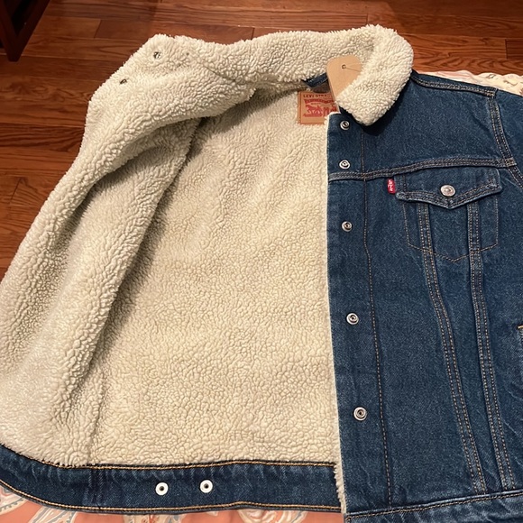 Levi’s Denim Jacket Sherpa - Picture 3 of 3